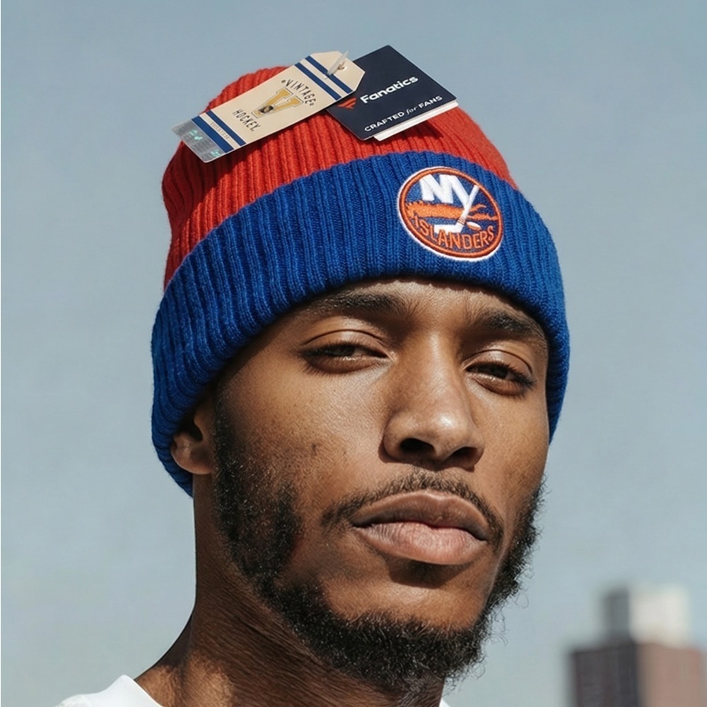 NWT Fanatics NHL New York Islanders Red and Blue  Cuffed Beanie